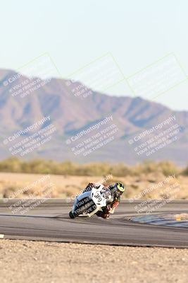 media/Dec-07-2025-CVMA (Sun) [[3e7d2de5dc]]/Race 17-Amateur Formula Middleweight/